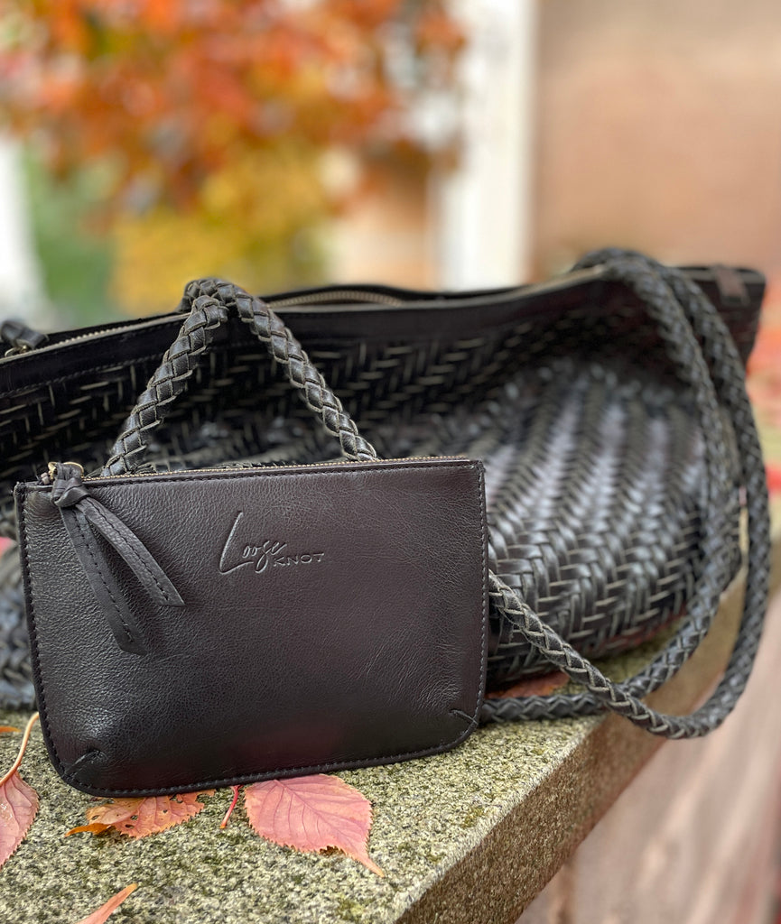 LEATHER POCKET BAG - Black