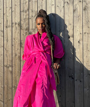 Ladda upp bild till gallerivisning, Jessi Wrap Dress - Electric Cerise